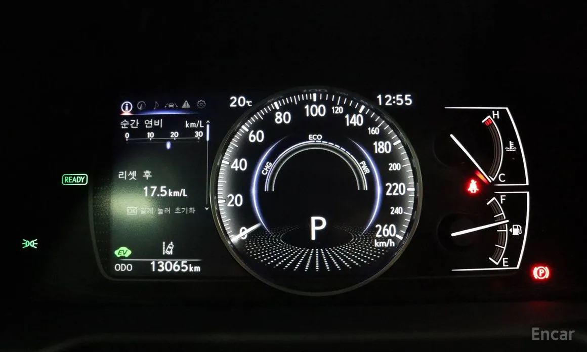 Фото 7 - Lexus ES