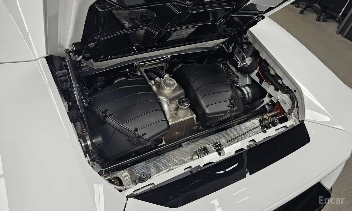 Фото 6 - Lamborghini Huracan