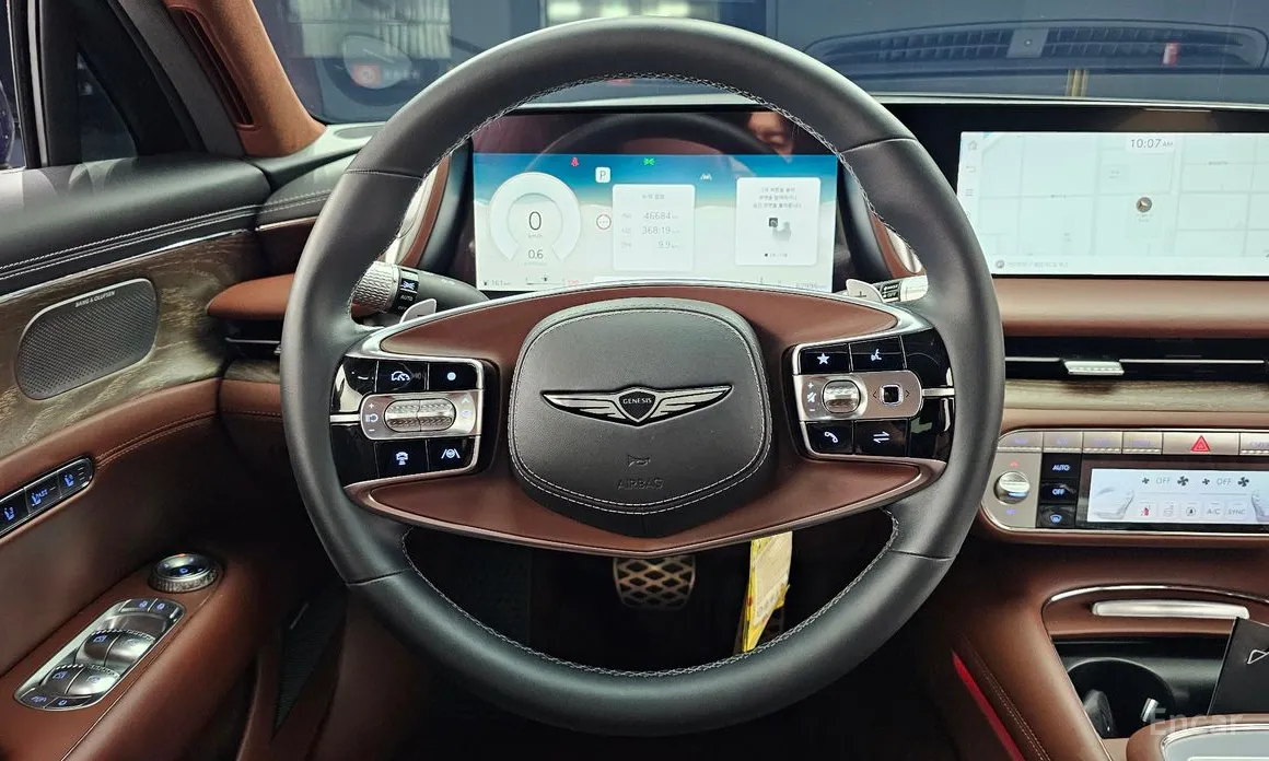 Фото 13 - Genesis G90