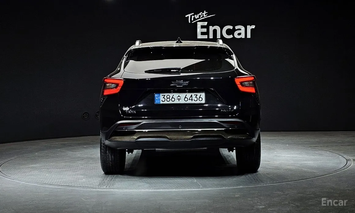 Фото 4 - Chevrolet Trax