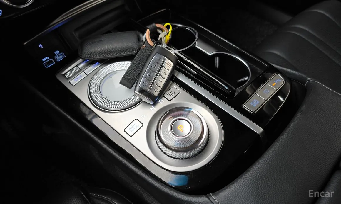 Фото 9 - Genesis G80