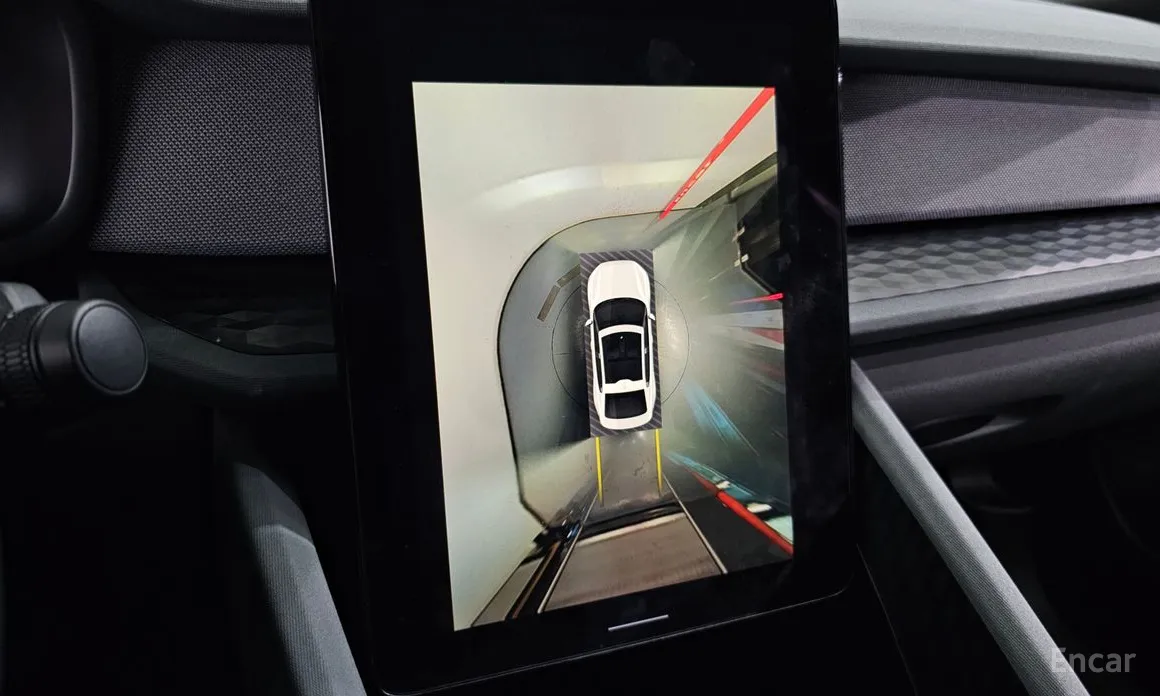 Фото 15 - Polestar 2