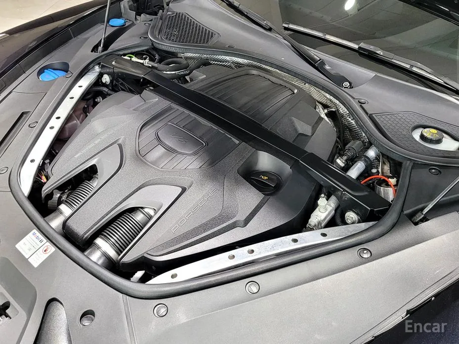 Фото 6 - Porsche Panamera