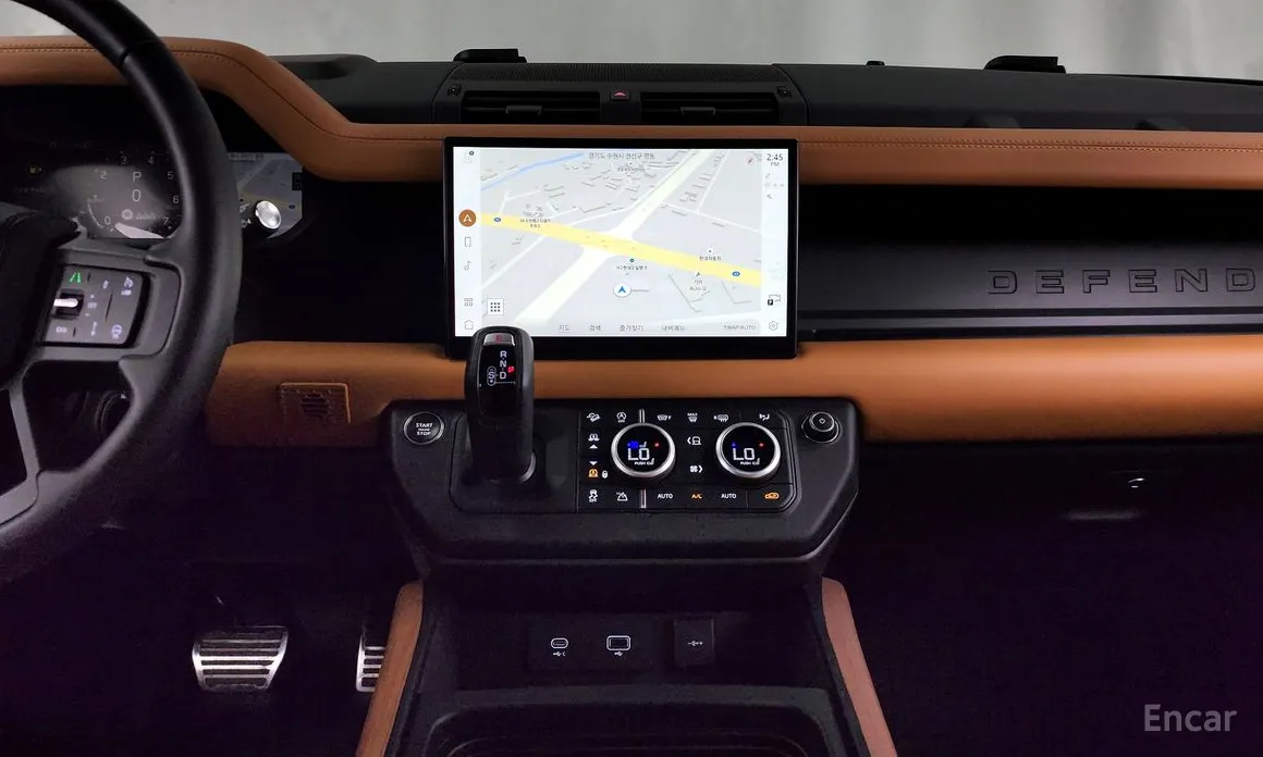 Фото 14 - Land Rover Defender