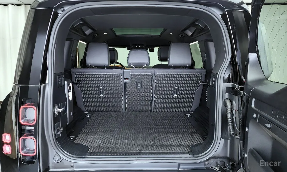 Фото 20 - Land Rover Defender