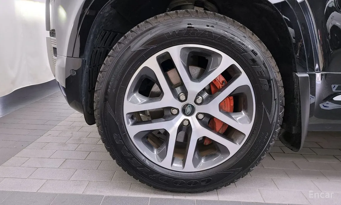 Фото 5 - Land Rover Defender