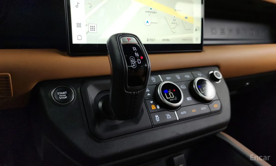 Фото 9 - Land Rover Defender