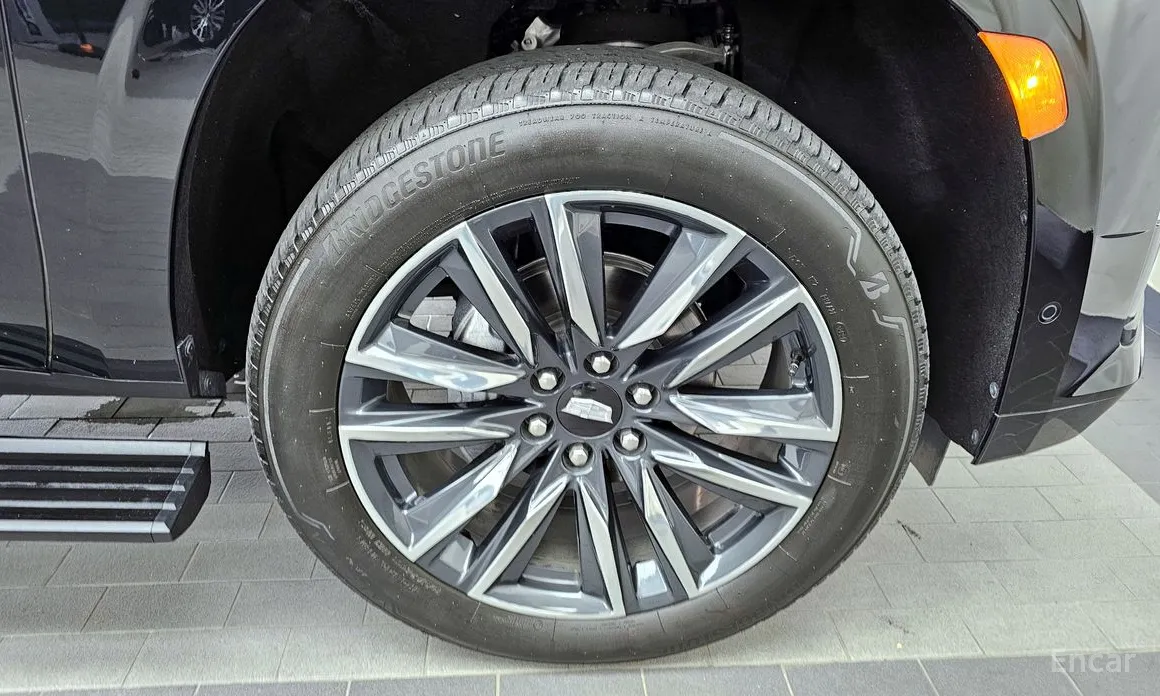 Фото 5 - Cadillac Escalade