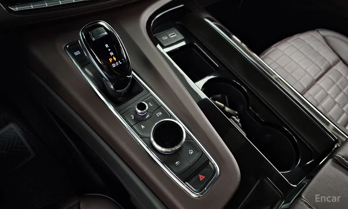 Фото 9 - Cadillac Escalade