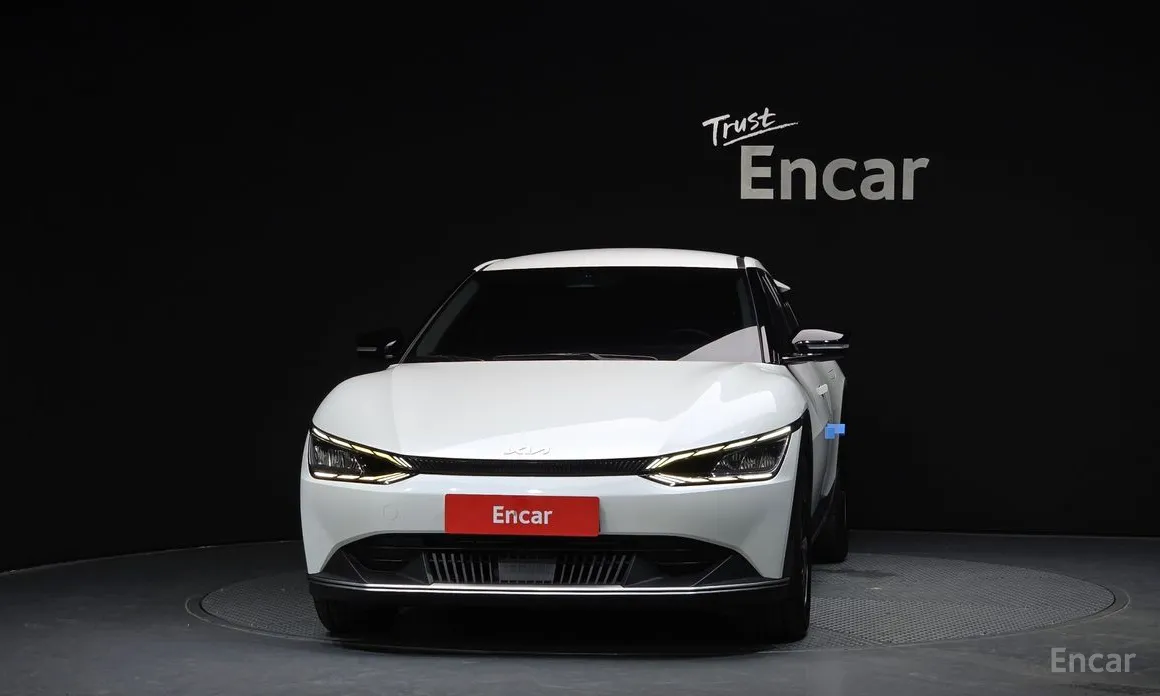 Фото 3 - Kia EV6