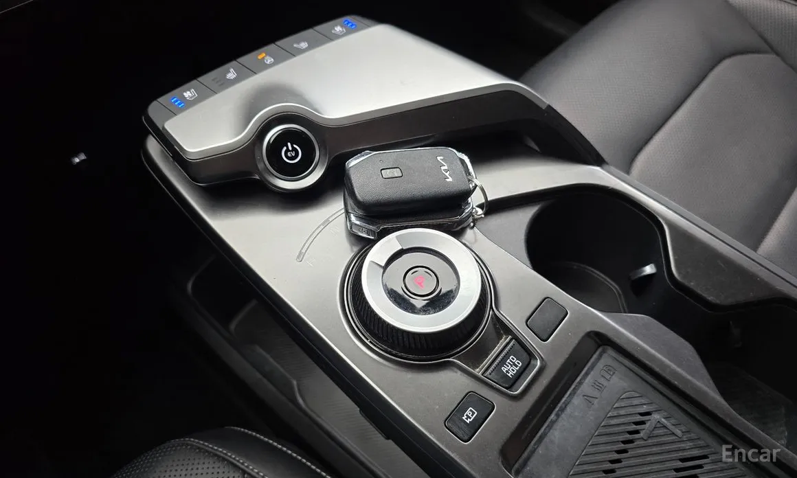 Фото 9 - Kia EV6