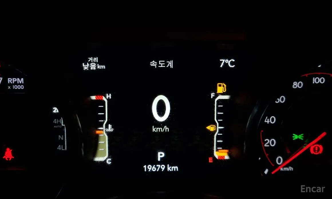 Фото 8 - Jeep Gladiator