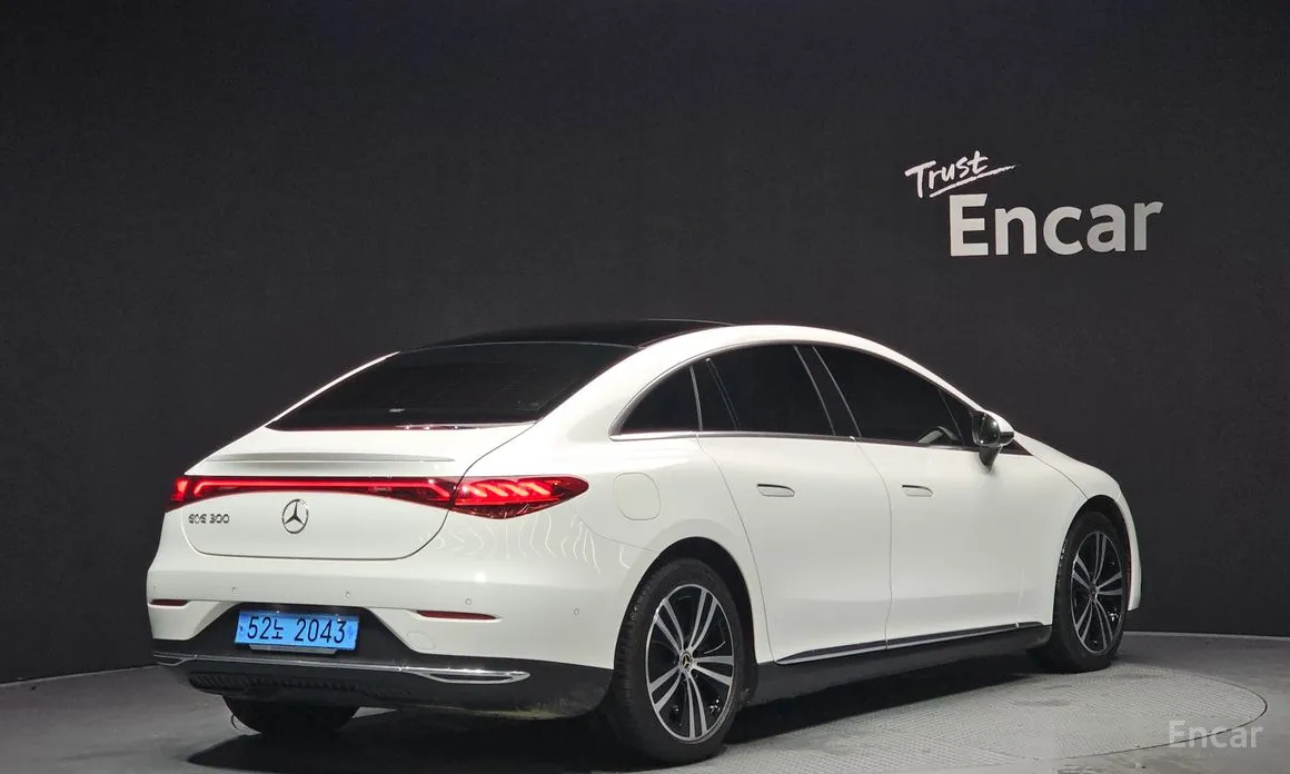 Фото 2 - Mercedes-Benz EQE