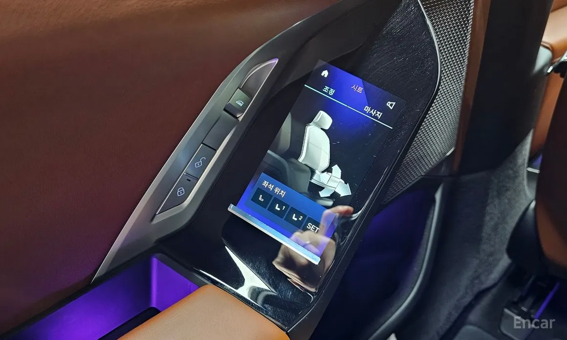 Фото 16 - BMW 7 Series