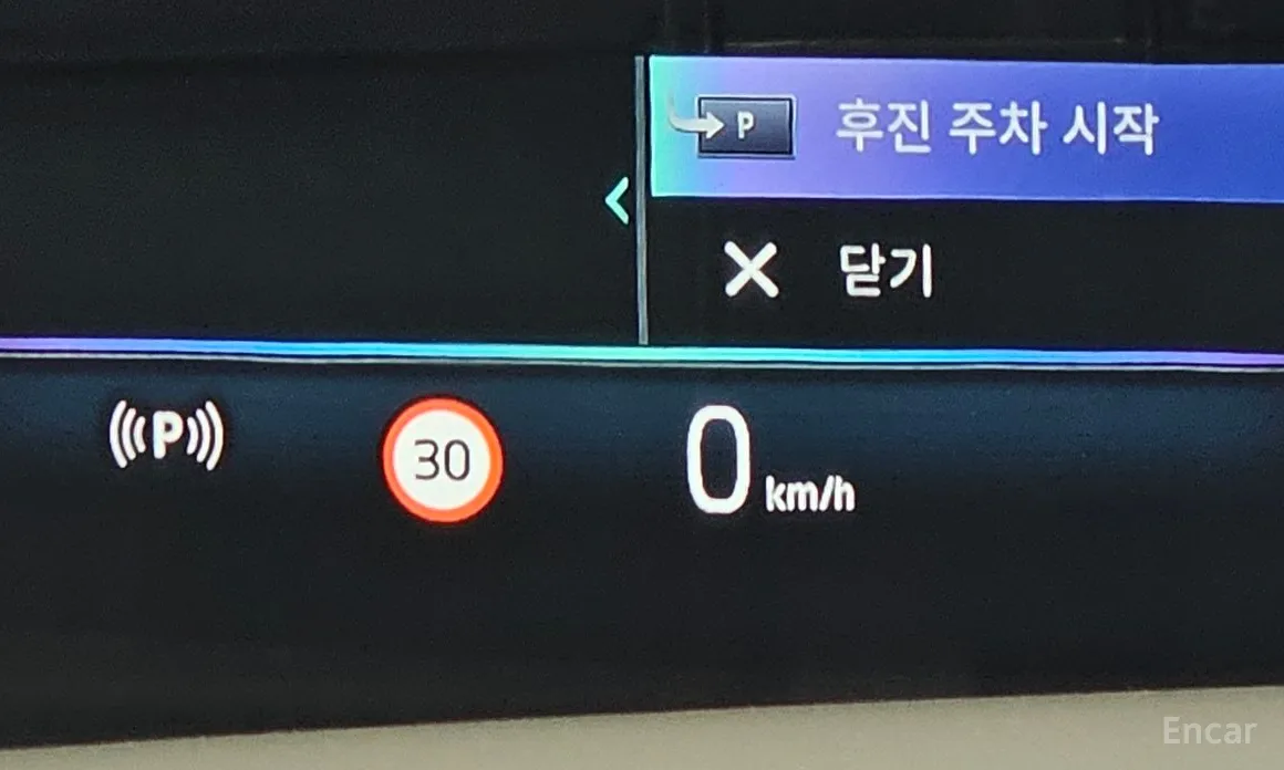 Фото 18 - BMW 7 Series