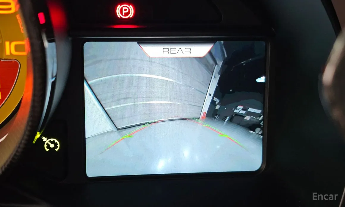 Фото 14 - Ferrari F8