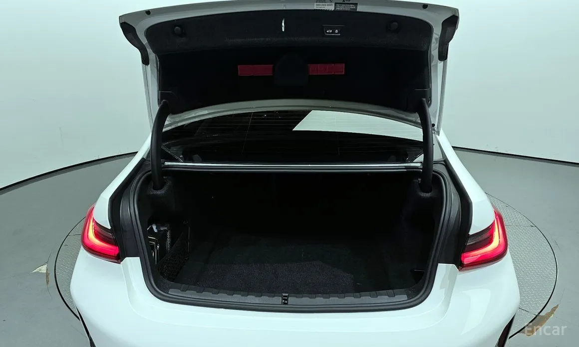 Фото 20 - BMW 3 Series