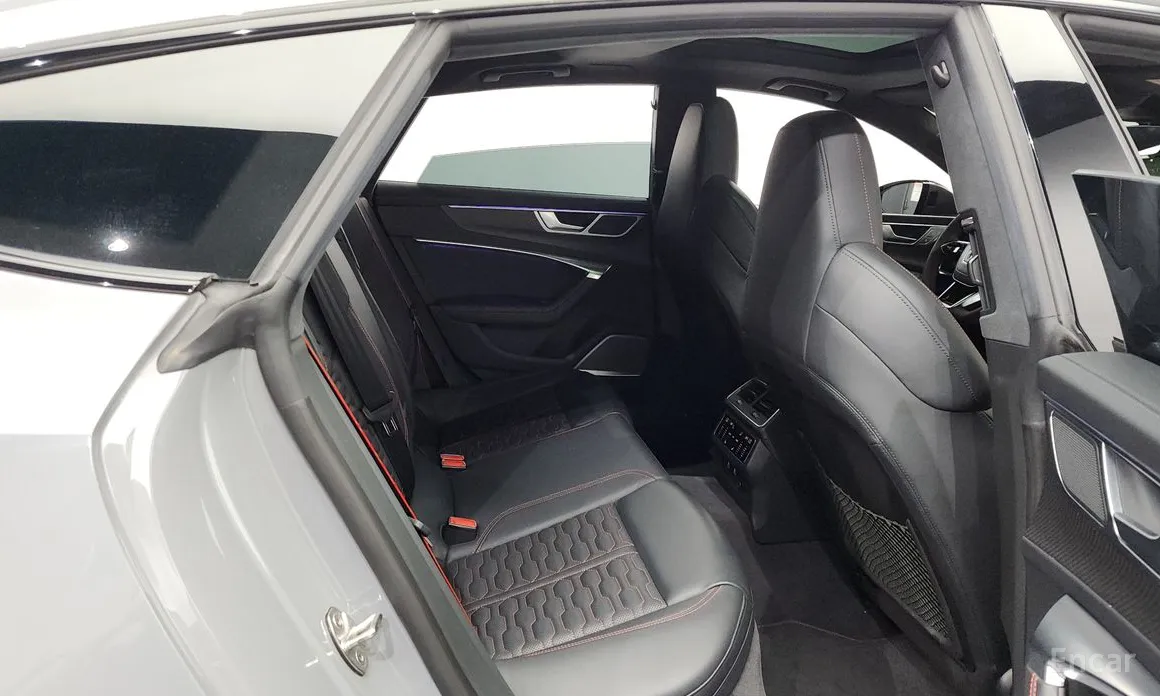 Фото 12 - Audi RS 7