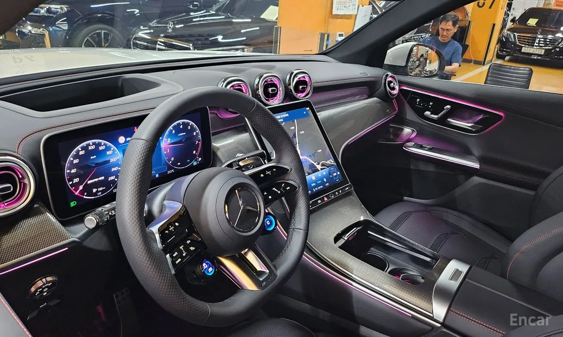 Фото 12 - Mercedes-Benz GLC-Class