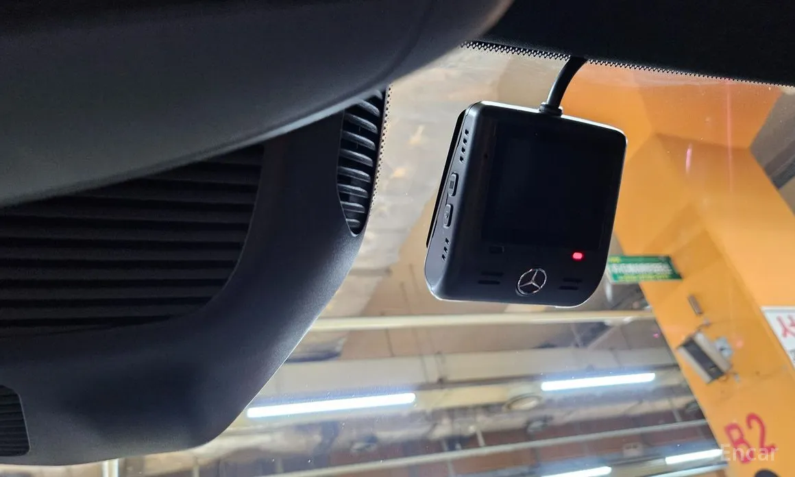 Фото 18 - Mercedes-Benz GLC-Class