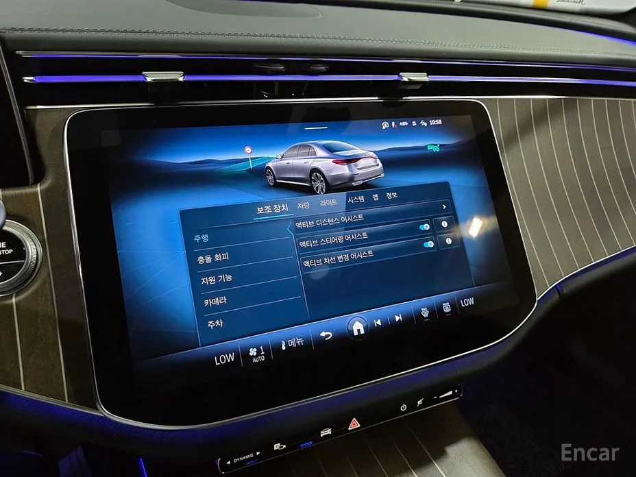 Фото 10 - Mercedes-Benz E-Class