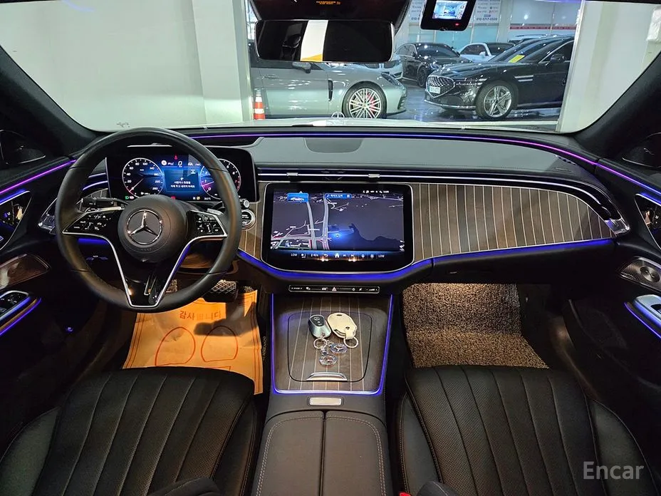 Фото 7 - Mercedes-Benz E-Class