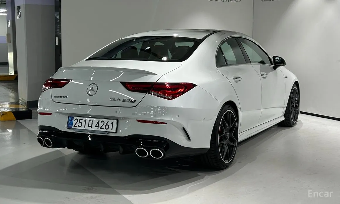 Фото 4 - Mercedes-Benz CLA-Class