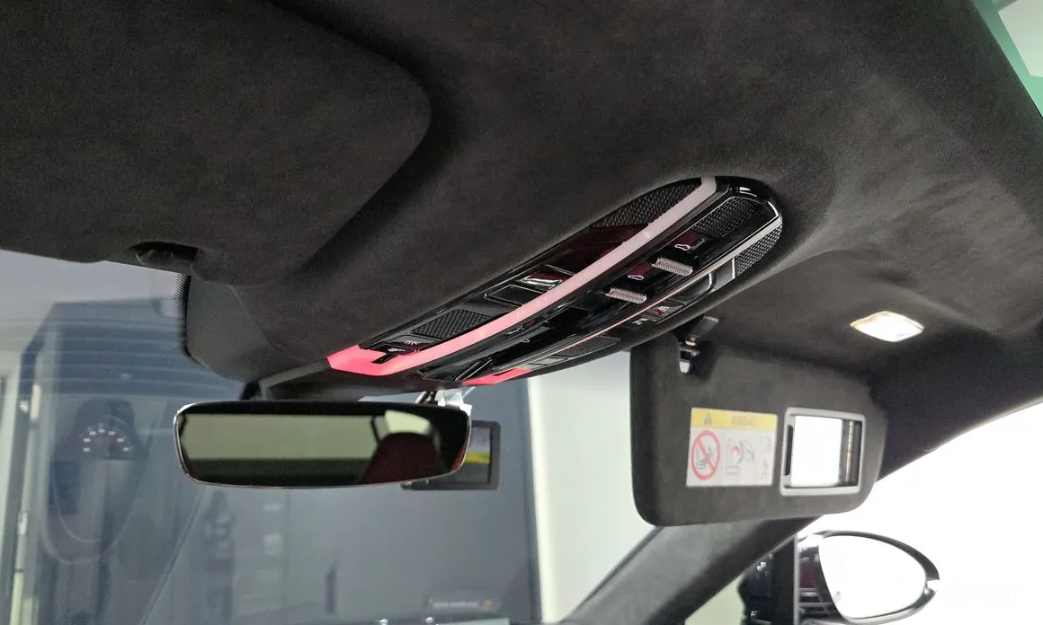 Фото 17 - Porsche Panamera