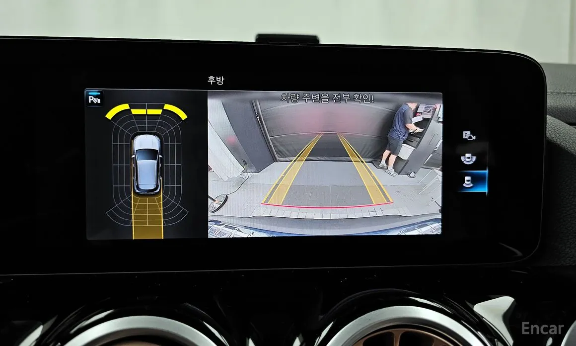 Фото 15 - Mercedes-Benz EQA