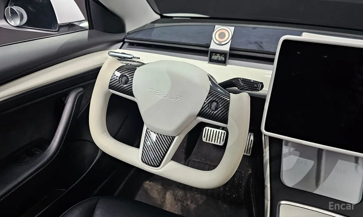 Фото 13 - Tesla Model 3