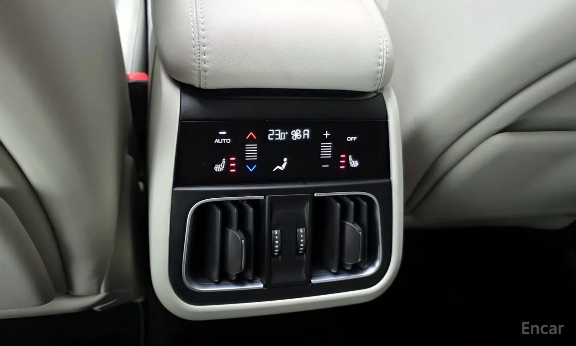 Фото 19 - Maserati Grecale