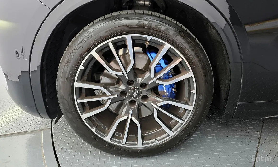 Фото 5 - Maserati Grecale