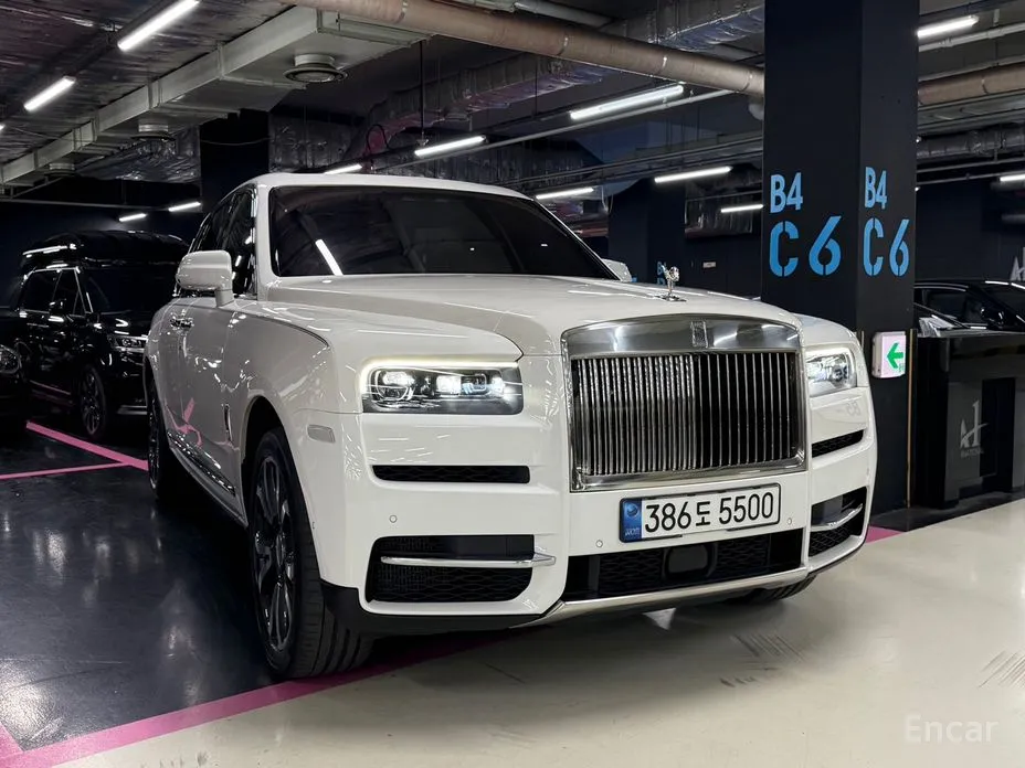 Фото 3 - Rolls-Royce Cullinan