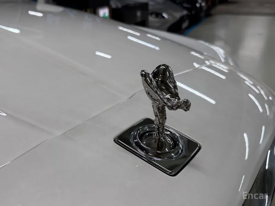 Фото 8 - Rolls-Royce Cullinan