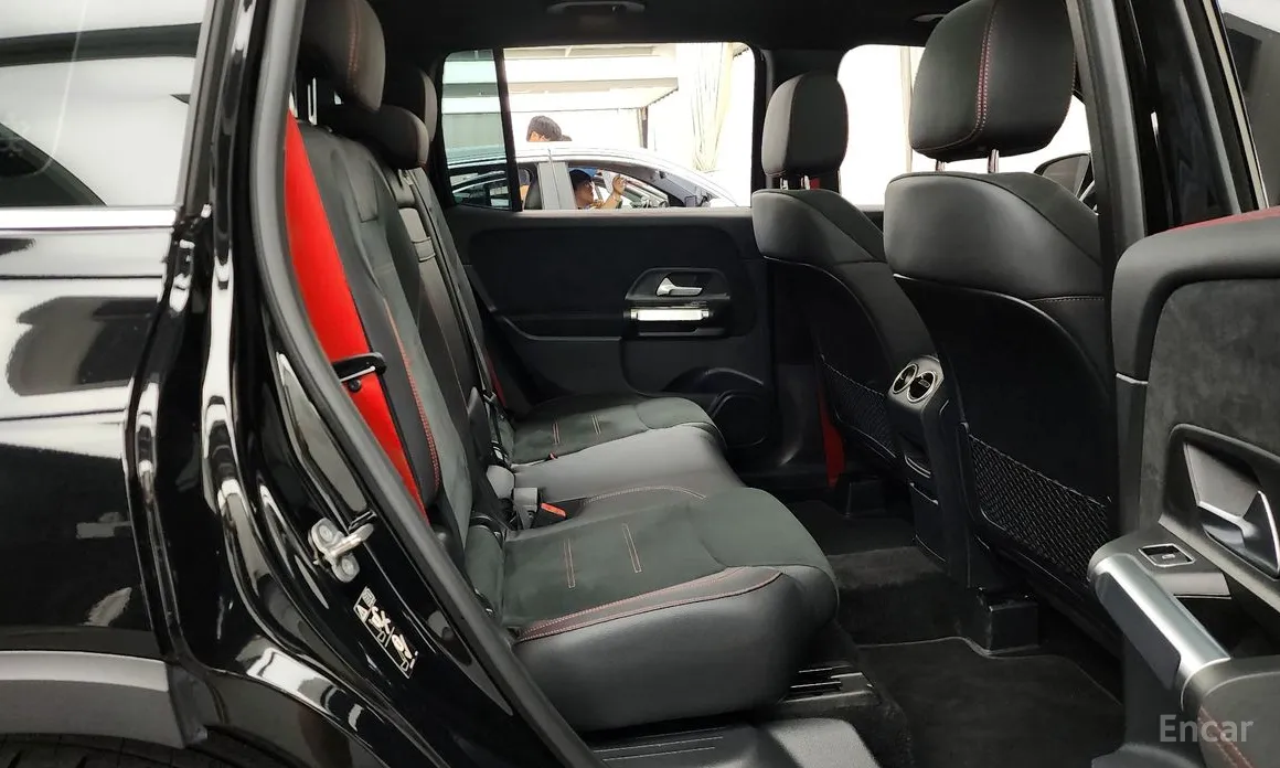Mercedes-Benz GLB-Class 2020 AMG GLB35 4MATIC