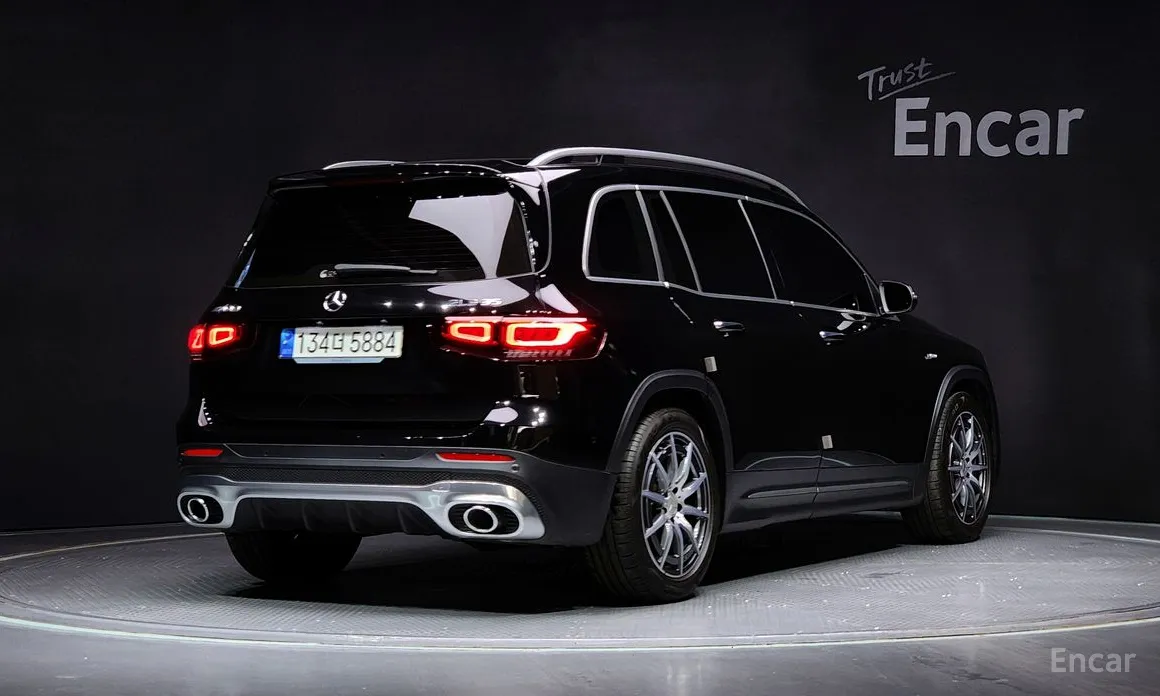 Mercedes-Benz GLB-Class 2020 AMG GLB35 4MATIC
