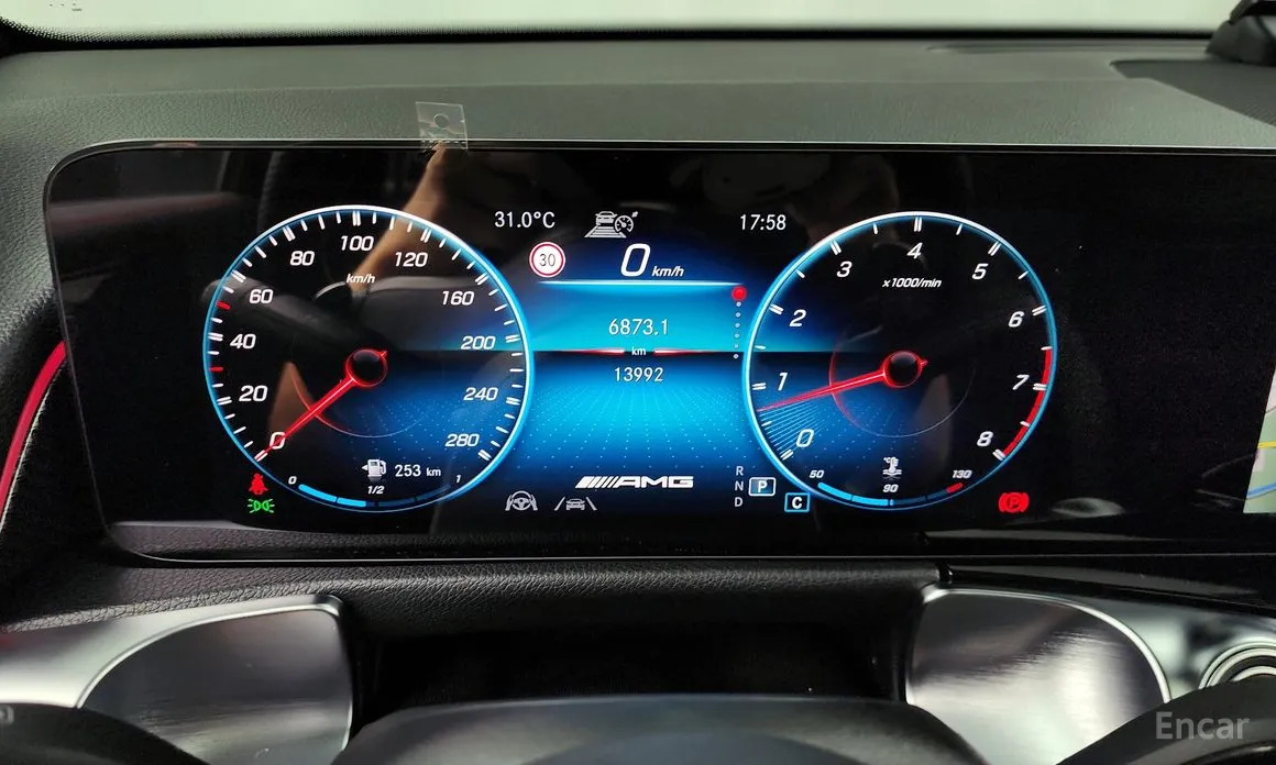 Mercedes-Benz GLB-Class 2020 AMG GLB35 4MATIC