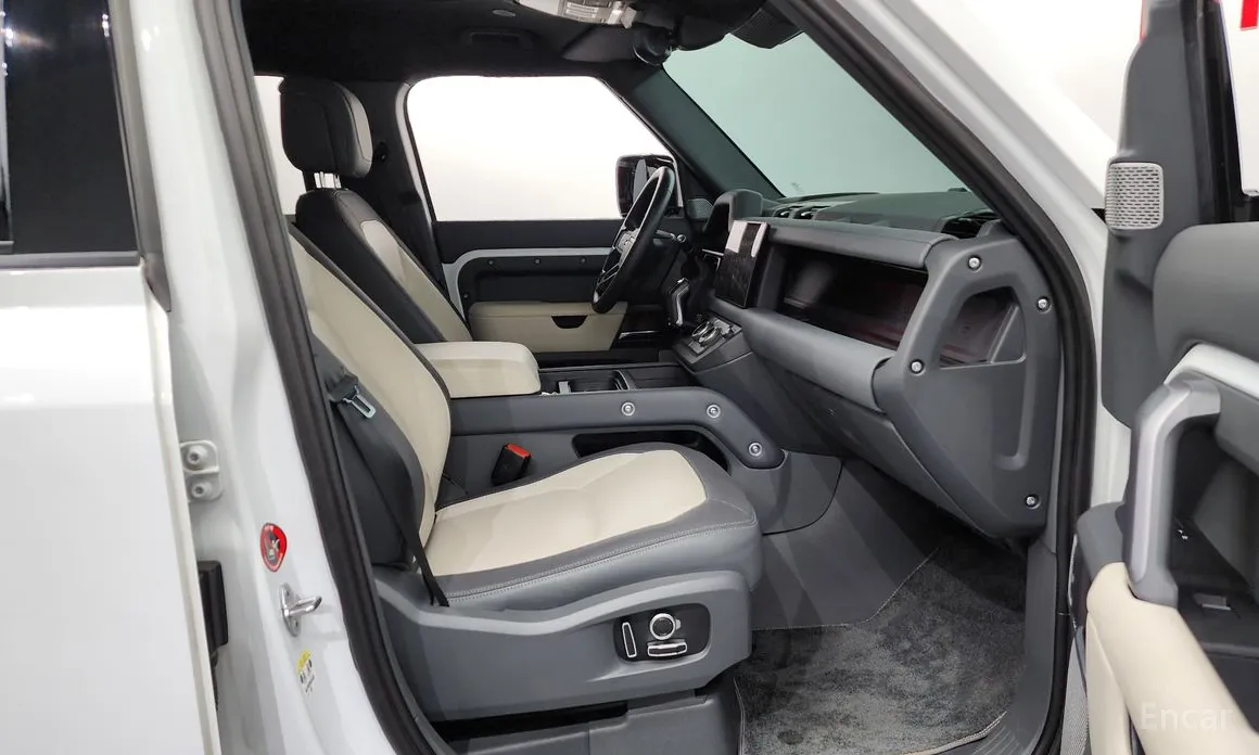 Фото 11 - Land Rover Defender