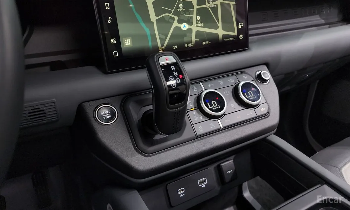 Фото 9 - Land Rover Defender