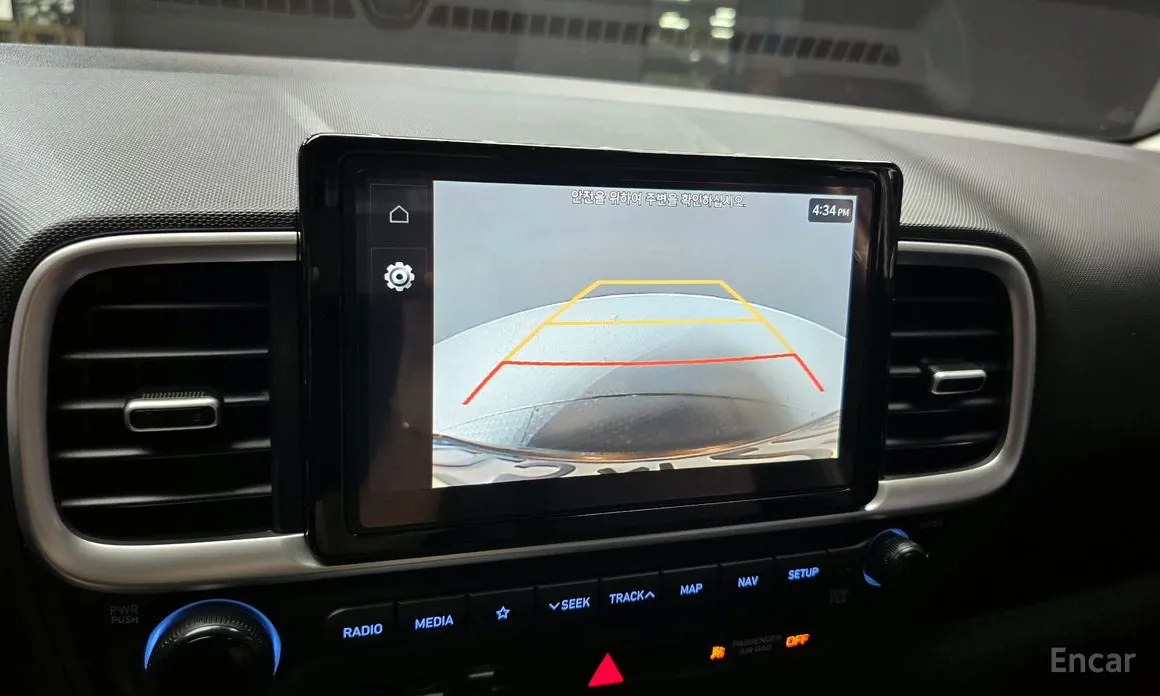 Фото 16 - Hyundai Venue