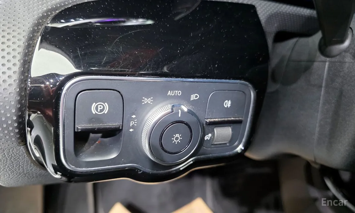 Фото 15 - Mercedes-Benz A-Class