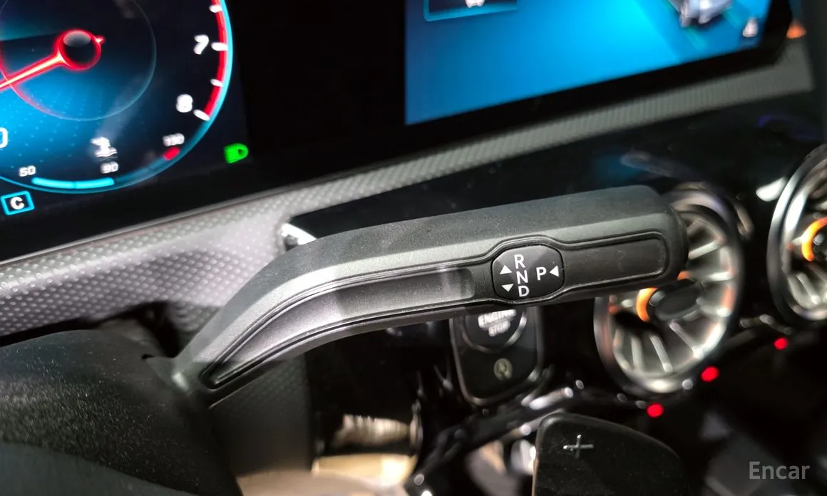 Фото 9 - Mercedes-Benz A-Class