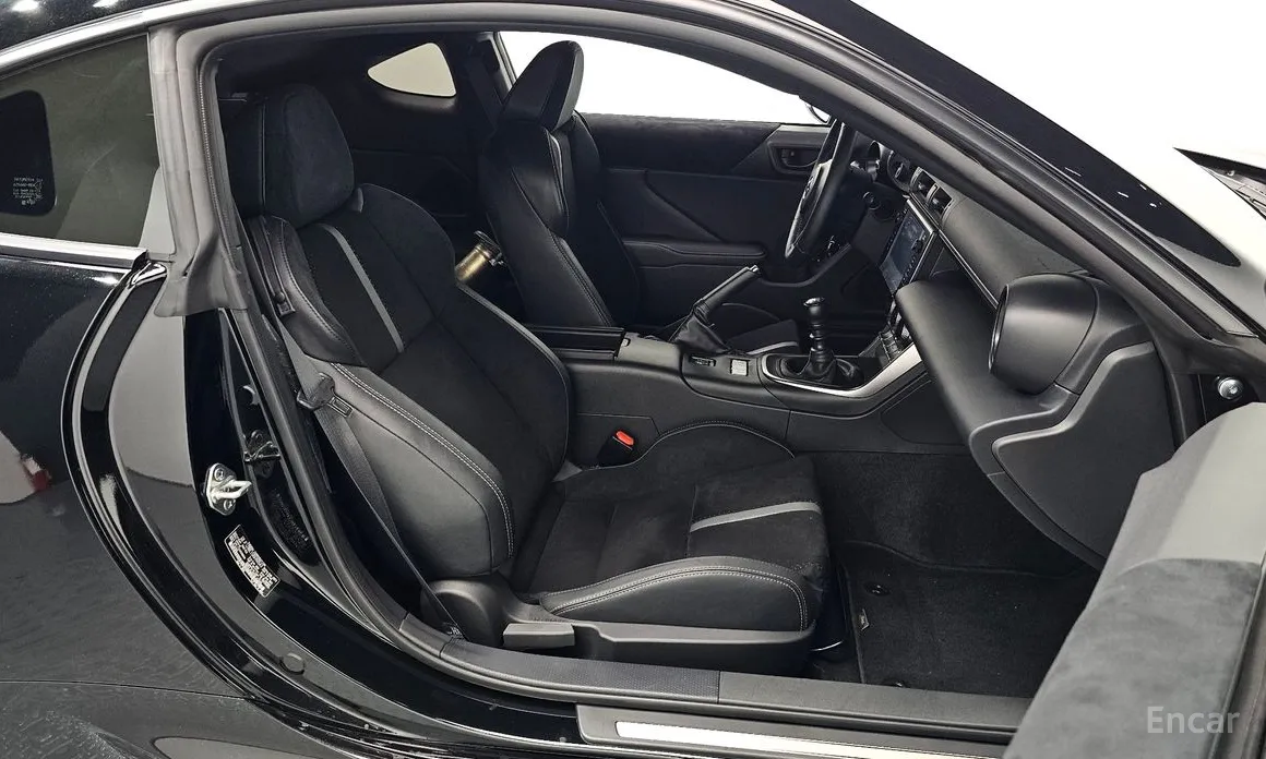 Фото 10 - Toyota 86