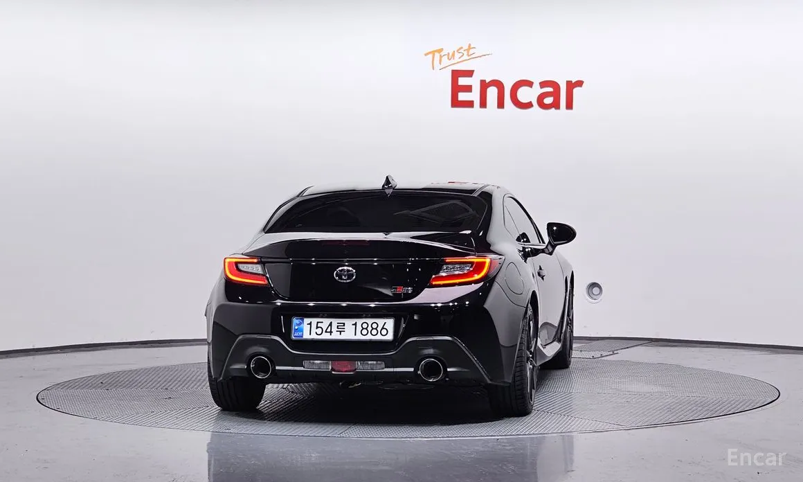 Фото 4 - Toyota 86