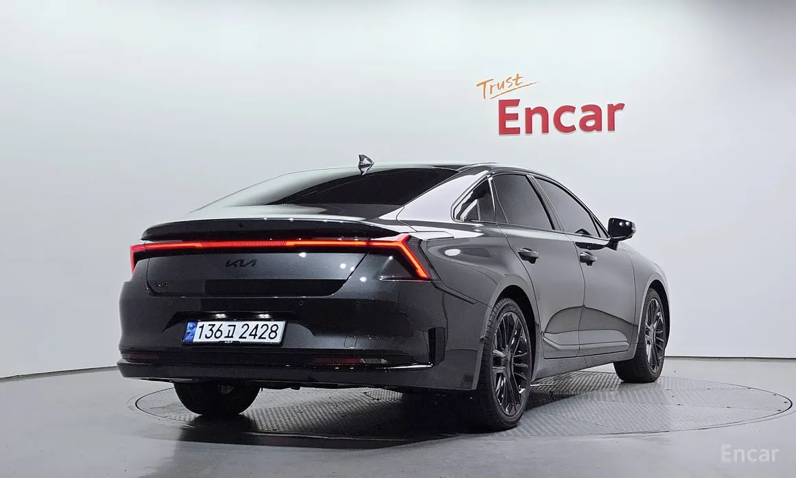 Фото 2 - Kia K8
