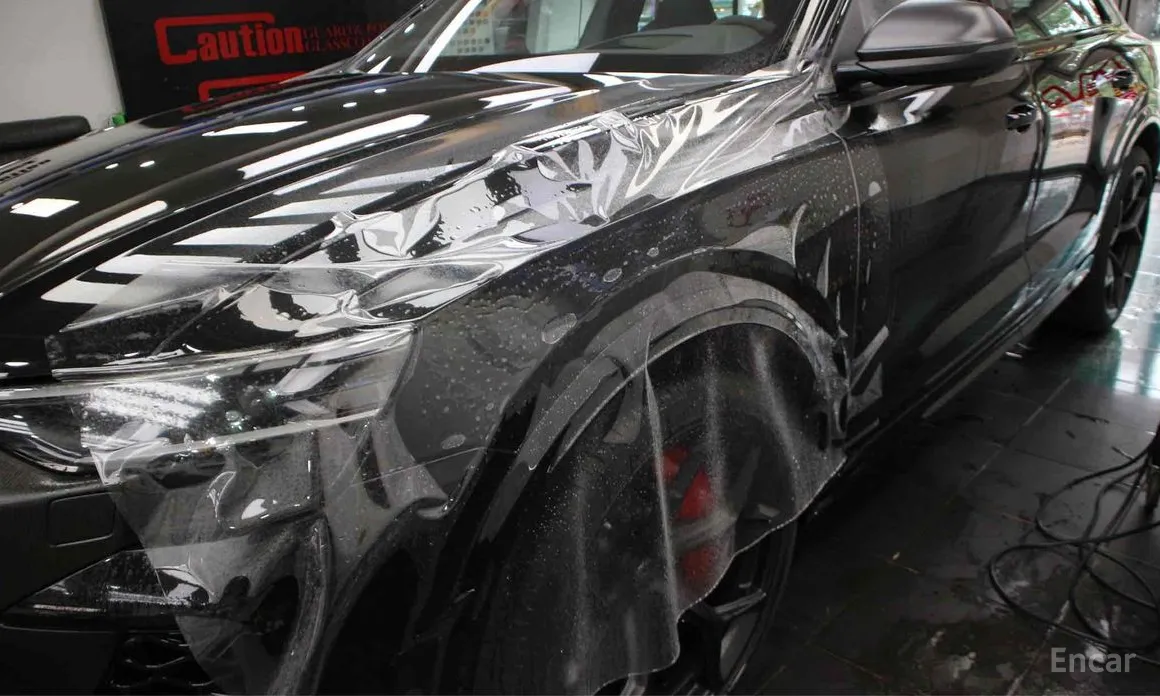 Фото 11 - Audi RS Q8