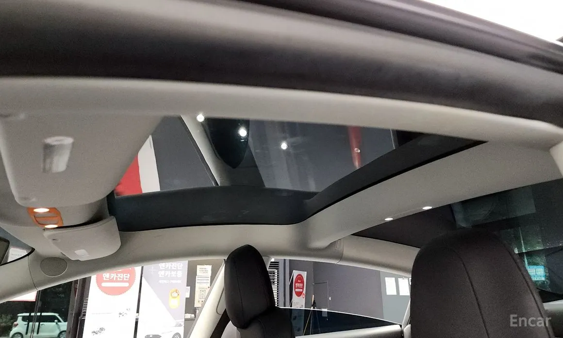 Фото 19 - Tesla Model 3