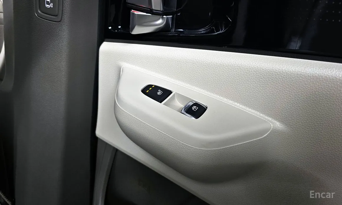 Фото 18 - Kia Carnival