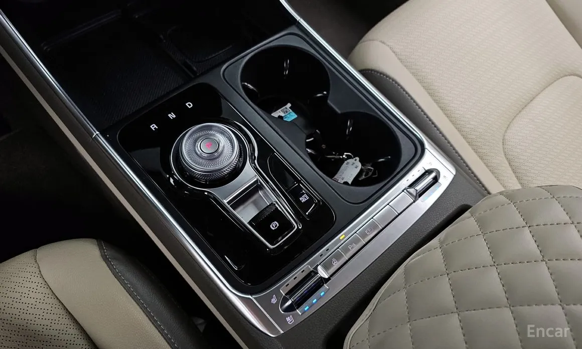 Фото 9 - Kia Carnival