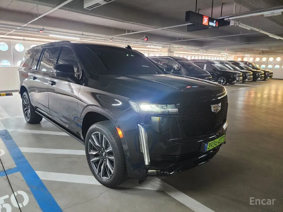 Фото 1 - Cadillac Escalade